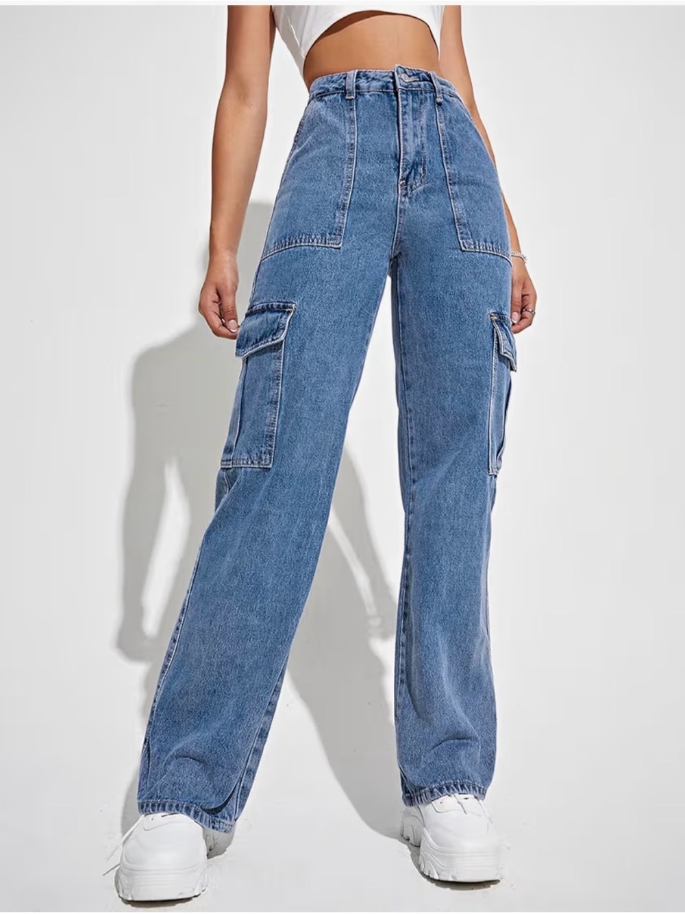 Women’s 90s High Waisted Cargo Jeans - Size US 4